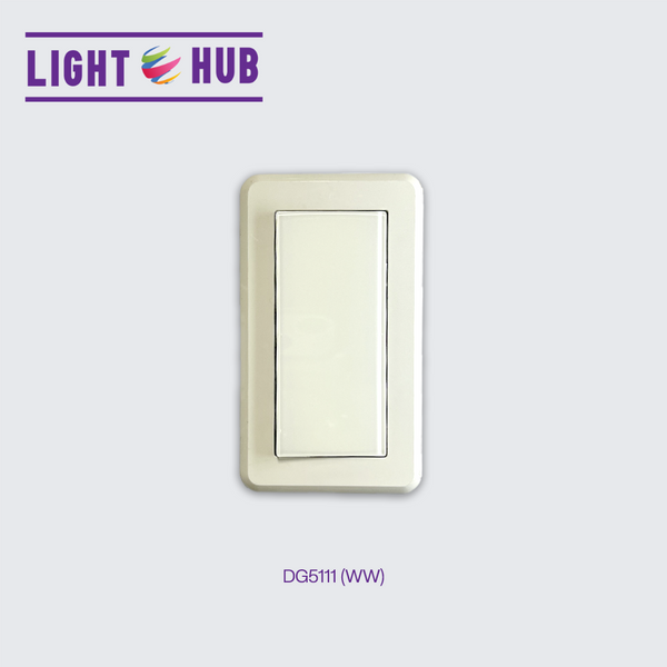 TOSHIBA: 1 GANG WIDE SWITCH